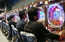 JAPAN - Man(n) spielt Pachinko